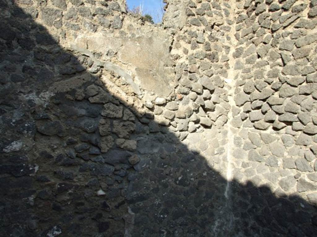 V.2.17 Pompeii. December 2007. North-east corner of middle room.