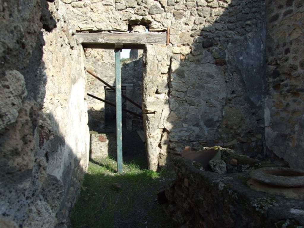V.2.b Pompeii. December 2007. Looking east to rear rooms, part of V.2.c.