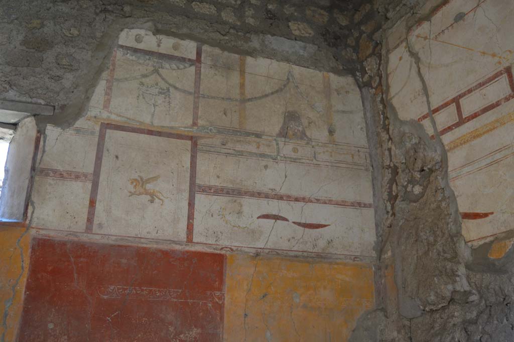 V.2.h Pompeii. October 2017. Cubiculum ‘c’, detail from upper north wall.
Foto Taylor Lauritsen, ERC Grant 681269 DÉCOR.