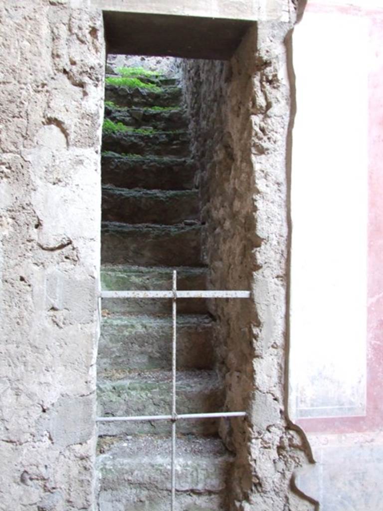V.2.i Pompeii. December 2007. Room 1, Atrium, East side. Stone staircase in atrium between room 3 and room 4.