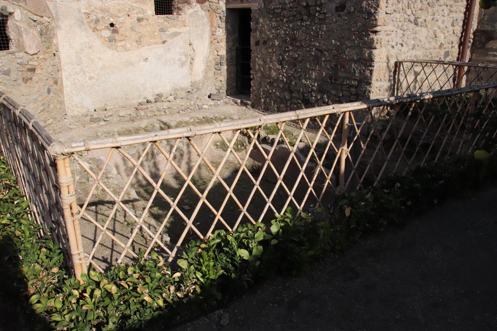 V.2.i Pompeii. October 2023. Garden 12, swimming pool in garden area and doorway to room 14. Photo courtesy of Klaus Heese.