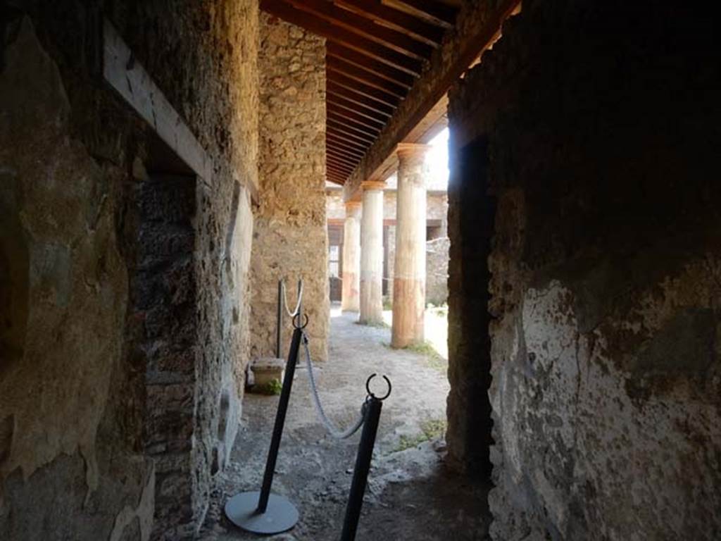 V.4.11 Pompeii. May 2017. Looking west from entrance doorway. Photo courtesy of Buzz Ferebee.