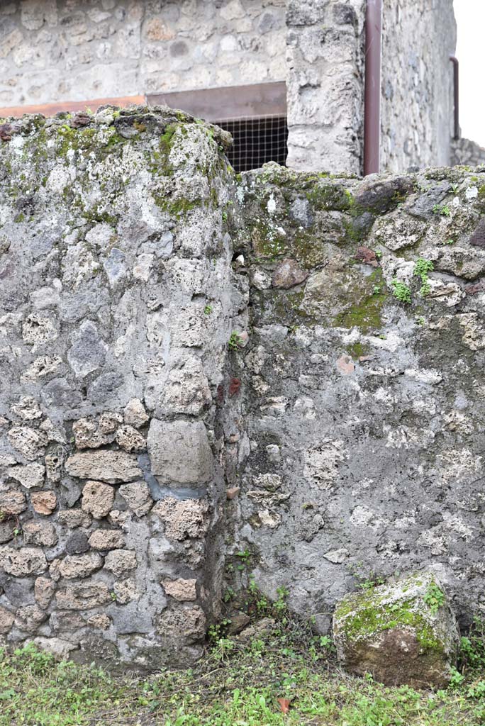 V.4.a Pompeii. March 2018. Room ‘p’, west wall.
Foto Annette Haug, ERC Grant 681269 DÉCOR.