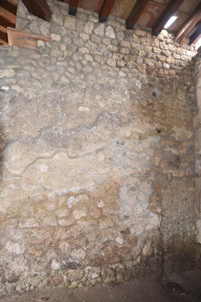V.4.a Pompeii. March 2018. Room ‘x’, looking towards west wall.
Foto Annette Haug, ERC Grant 681269 DÉCOR