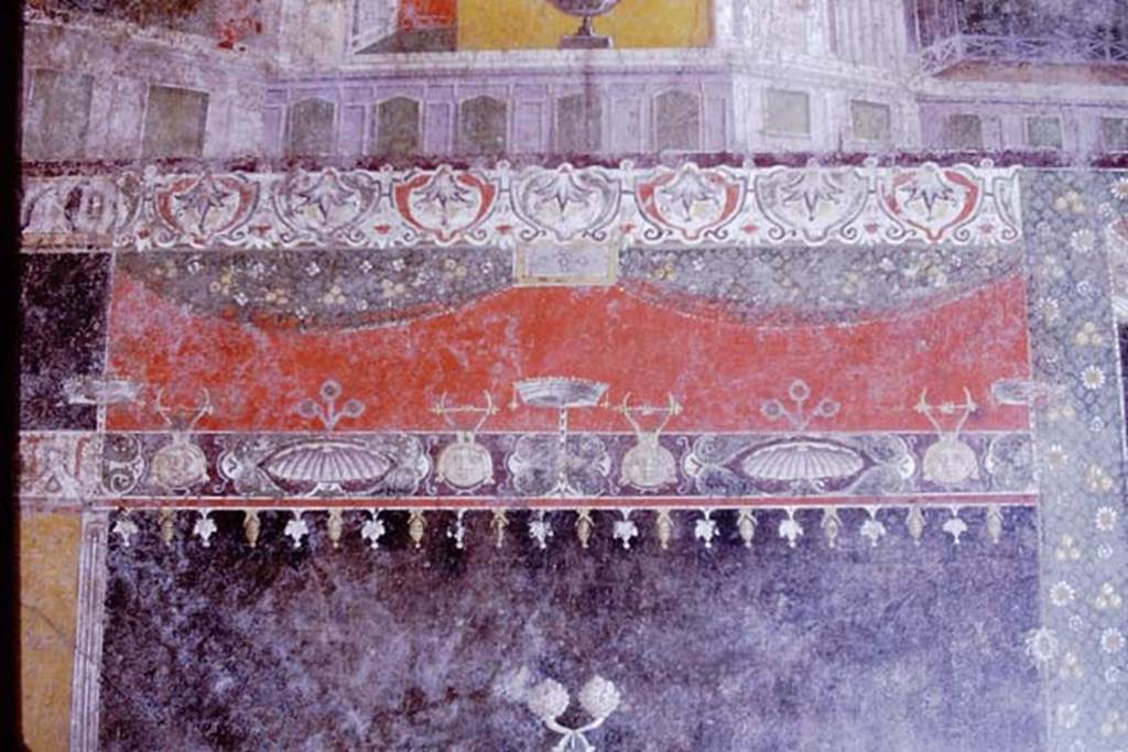 V.4.a Pompeii. 1968. Tablinum, detail from upper side panels. Photo by Stanley A. Jashemski. Source: The Wilhelmina and Stanley A. Jashemski archive in the University of Maryland Library, Special Collections (See collection page) and made available under the Creative Commons Attribution-Non Commercial License v.4. See Licence and use details.
J68f0669