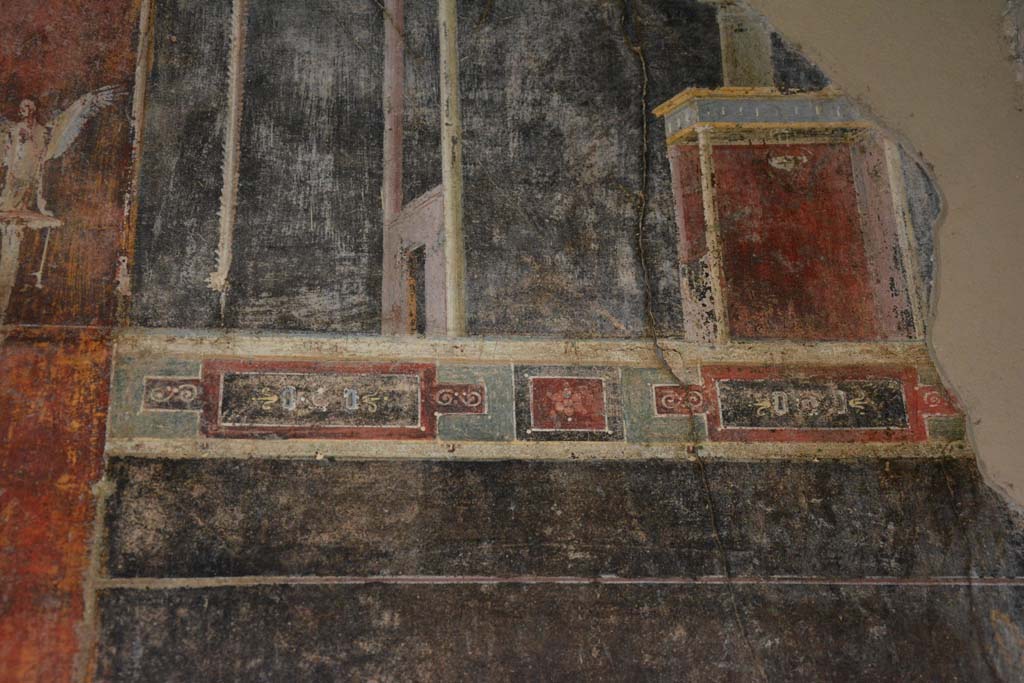 V.4.a Pompeii. March 2018. Room ‘g’, detail from upper east wall at south end.
Foto Annette Haug, ERC Grant 681269 DÉCOR.