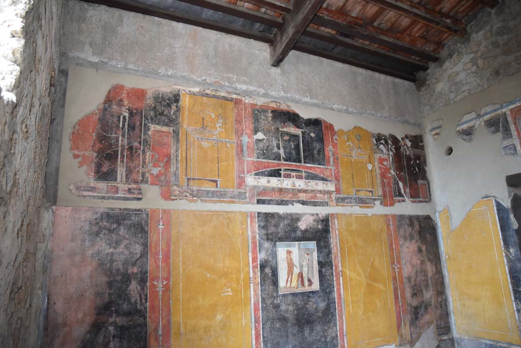 V.4.a Pompeii. March 2018. Room ‘g’, upper west wall of cubiculum.
Foto Annette Haug, ERC Grant 681269 DÉCOR.