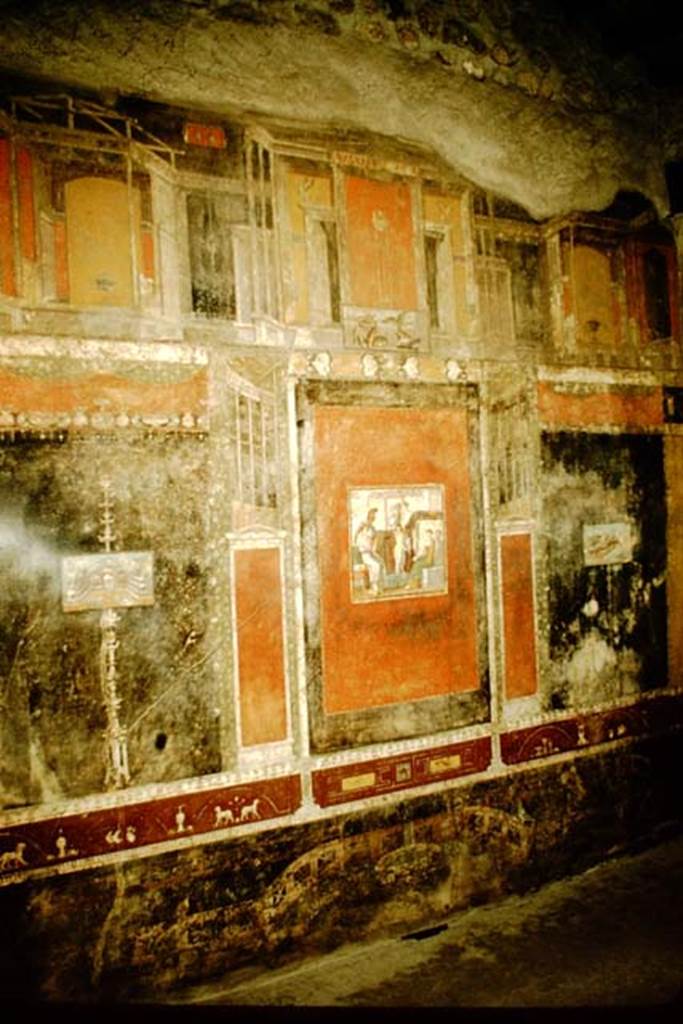 V.4.a Pompeii. 1957. North wall of tablinum.
Photo by Stanley A. Jashemski
Source: The Wilhelmina and Stanley A. Jashemski archive in the University of Maryland Library, Special Collections (See collection page) and made available under the Creative Commons Attribution-Non Commercial License v.4. See Licence and use details.
J57f0286