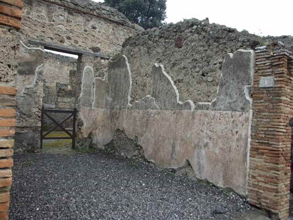 V.5.1 Pompeii. May 2010. Looking north-east from entrance towards doorway linking to V.5.2.
