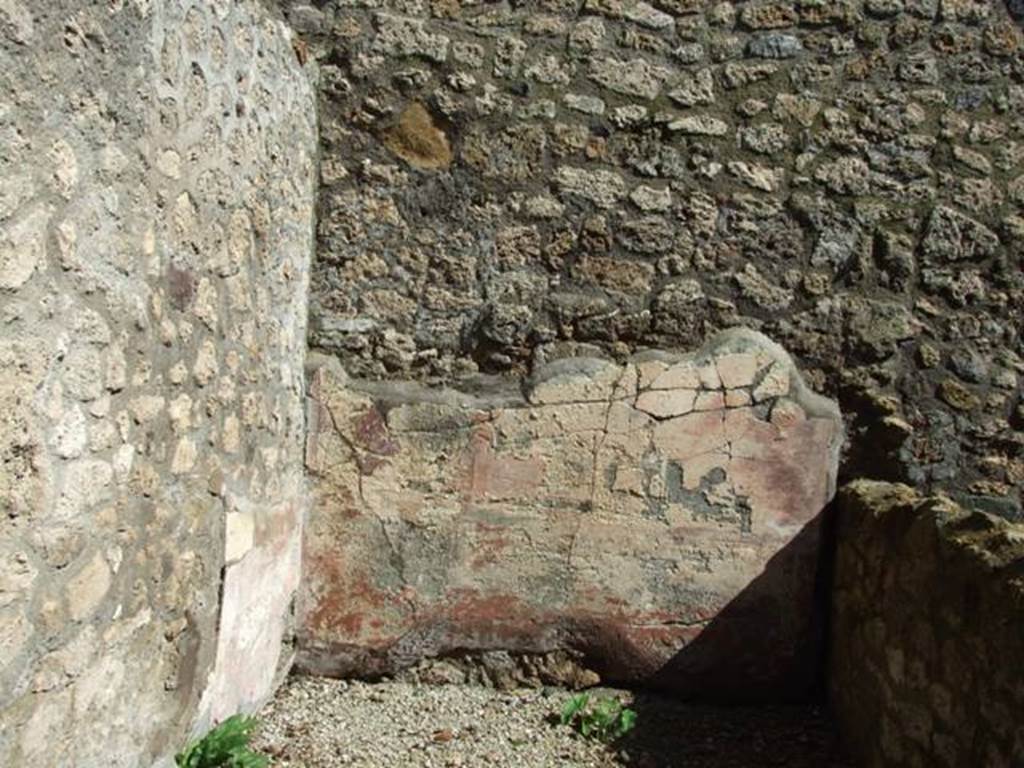 V.5.3 Pompeii. March 2009. Room 4. East wall.