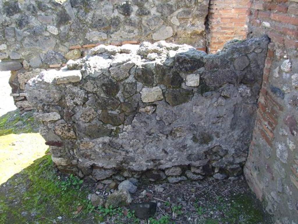 VI.1.2 Pompeii. March 2009. Small room on south side of VI.1.2 linking to VI.1.4.