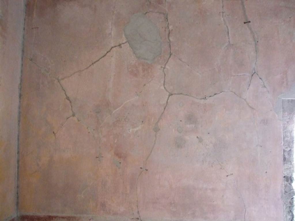 VI.1.10 Pompeii. December 2007. Room 9. Room to south of garden. West wall.
