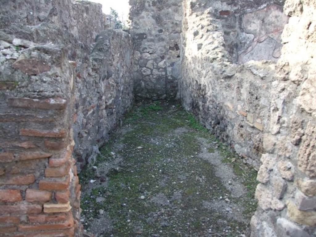 VI.1.10 Casa del Chirurgo or House of the Surgeon. Room 12 to west of kitchen.