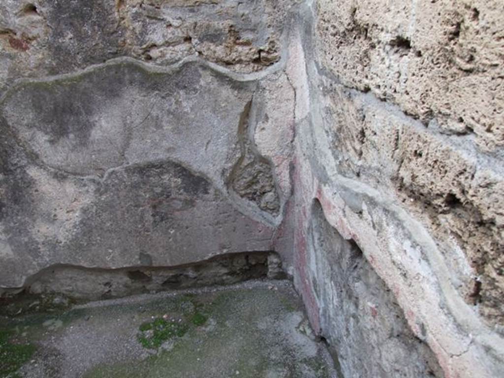 VI.1.10 Casa del Chirurgo or House of the Surgeon. Room 18. Cubiculum on south side of atrium.