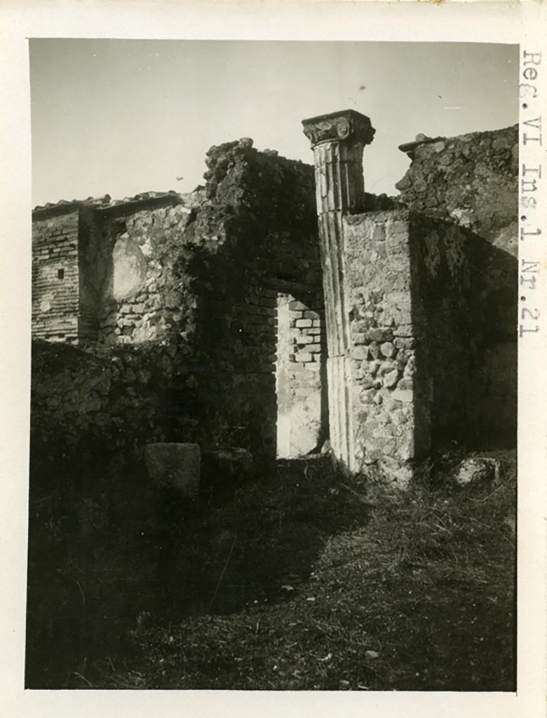 VI.1.22 Pompeii but shown on photo as VI.1.21. Pre-1937-39.
Looking towards north-west corner, on east side of doorway through to VI.1.13.
Photo courtesy of American Academy in Rome, Photographic Archive. Warsher collection no. 1199.