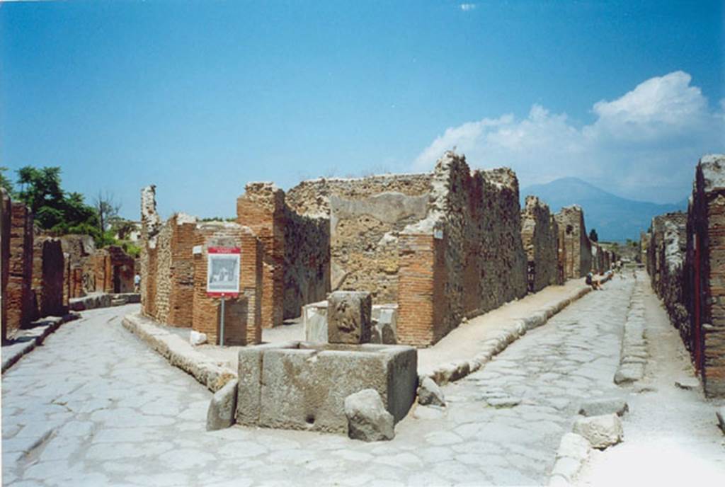VI.3.20 Pompeii. 1999. Looking north towards entrance doorway.
Photo courtesy of Rick Bauer.