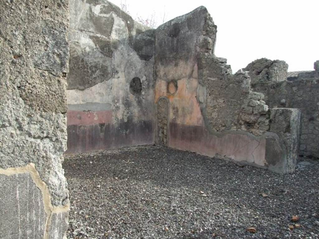 VI.5.3 Pompeii. December 2007. Looking south-east across room 6, tablinum.