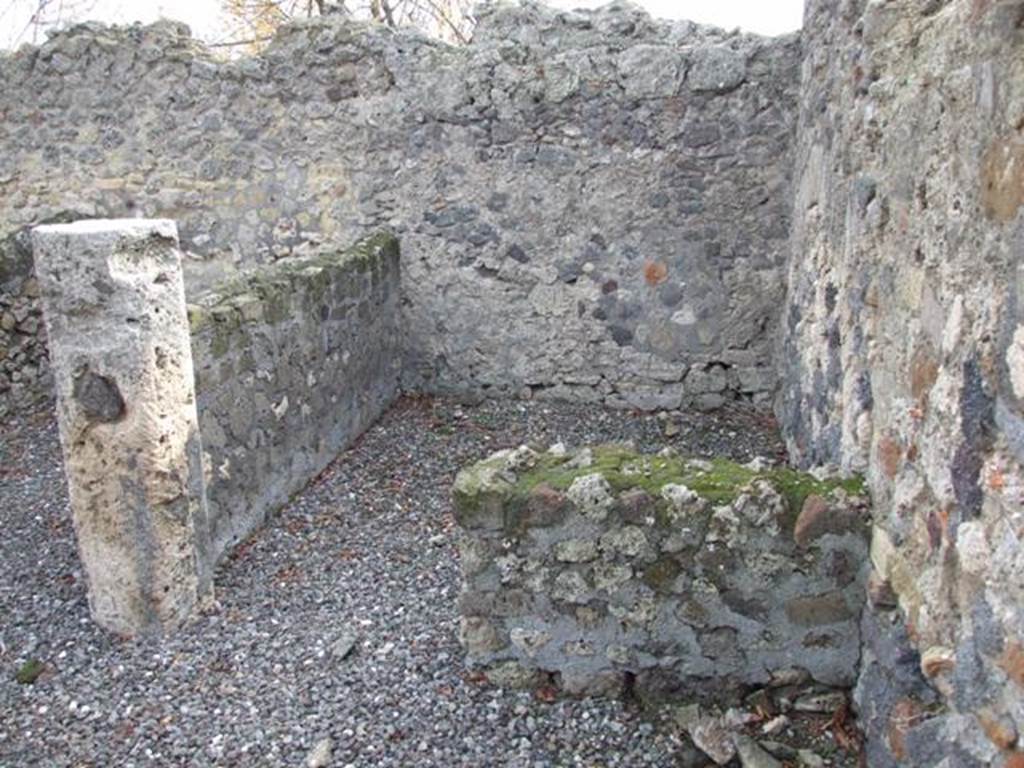 VI.5.3 Pompeii. December 2007. Room 19, doorway to room at western end.