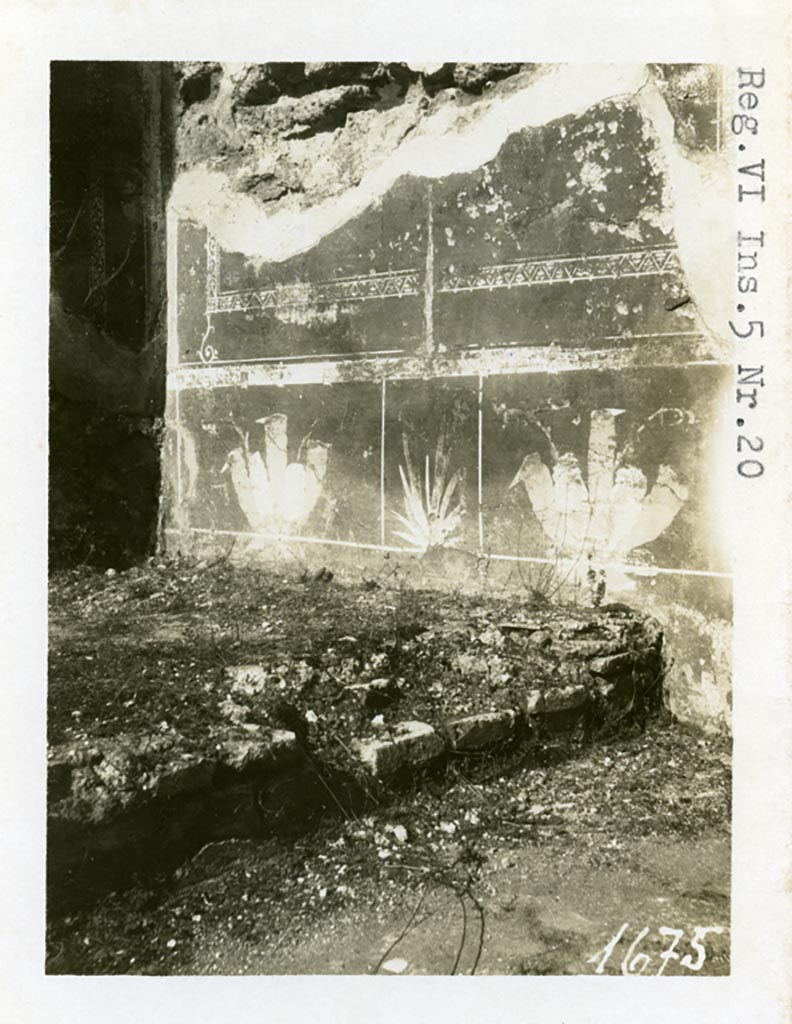 VI.5.8 Pompeii, but shown as VI.5.20 on photo, the rear of the same house. Pre-1937-39.
Looking towards north-west corner of room behind the tablinum.
This shows the west end of the decorated north wall above a raised alcove.
Photo courtesy of American Academy in Rome, Photographic Archive. Warsher collection no. 1675.