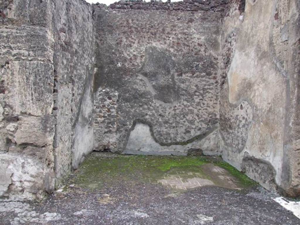 VI.6.1 Pompeii. December 2007. Room 4, ala on west side of atrium, showing blocked doorway to room 3 on left hand side.