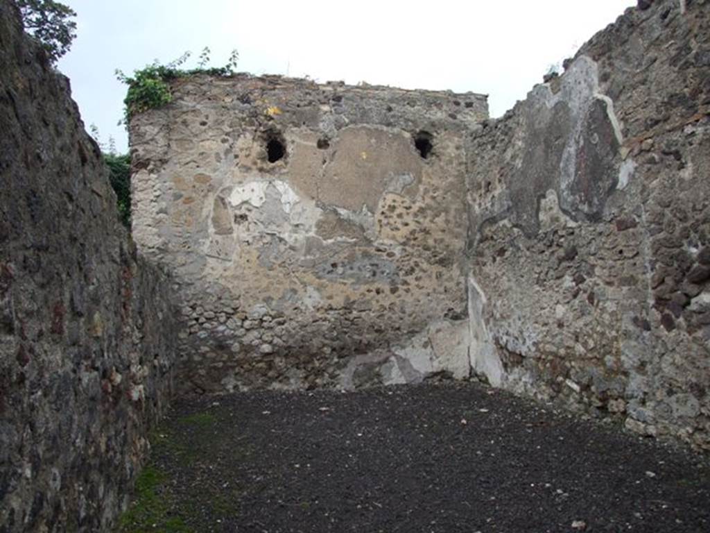 VI.6.1 House of Pansa. December 2007. Door to Room 20.