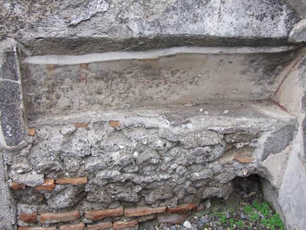 VI.6.1 House of Pansa. December 2007. Room 25 on south side of peristyle.
