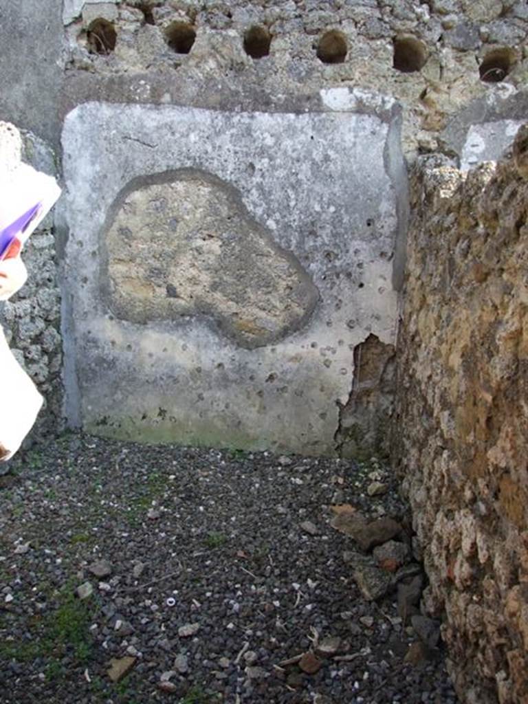 VI.7.1 Pompeii. March 2009. South wall of small room.