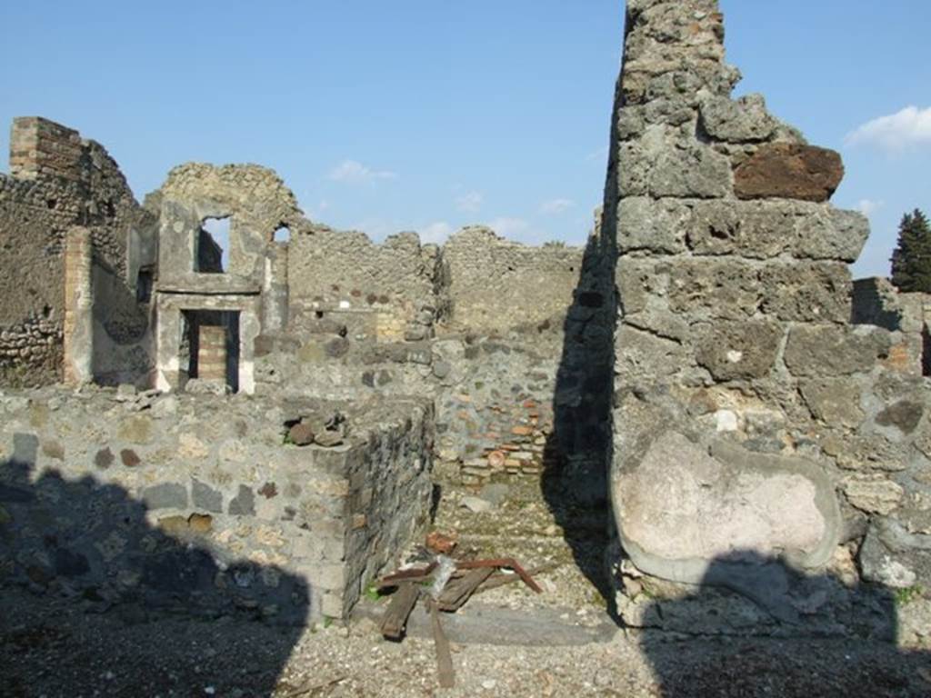 VI.7.2 Pompeii. March 2009. Entrance to Steps to Upper Floor.