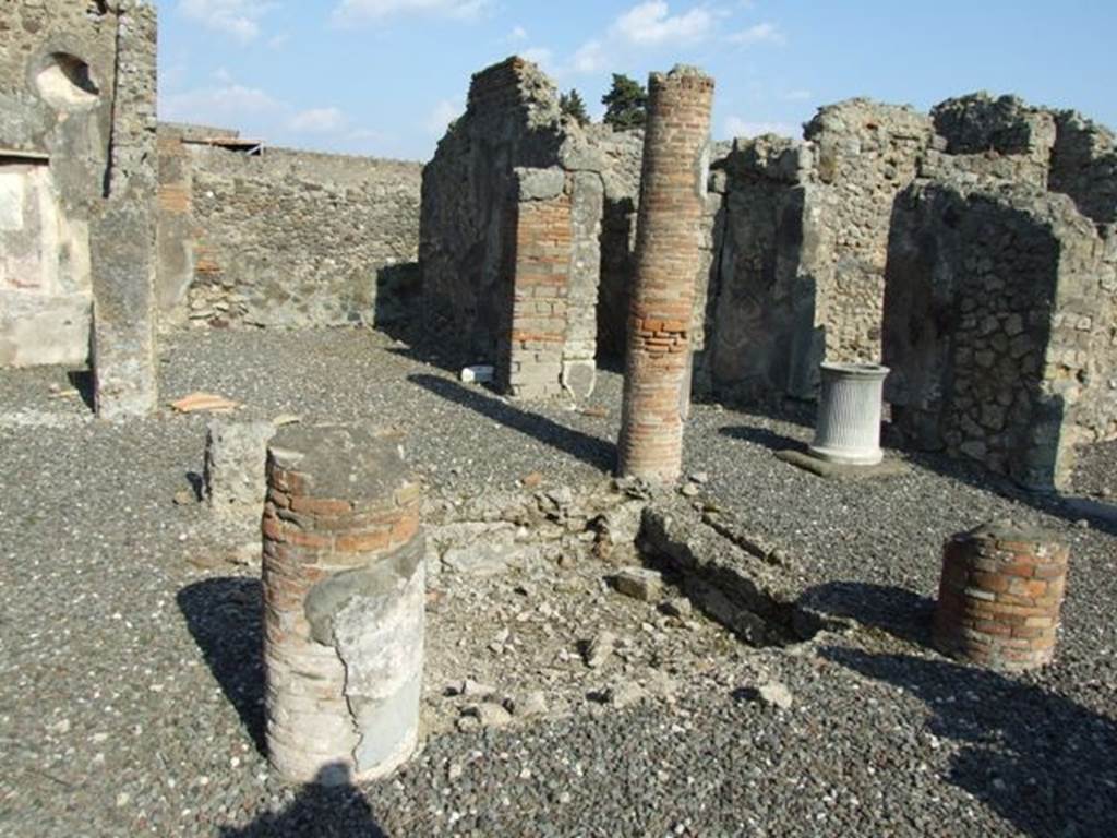VI.7.3 Pompeii. March 2009. Room 1. Atrium. Looking east across Impluvium.