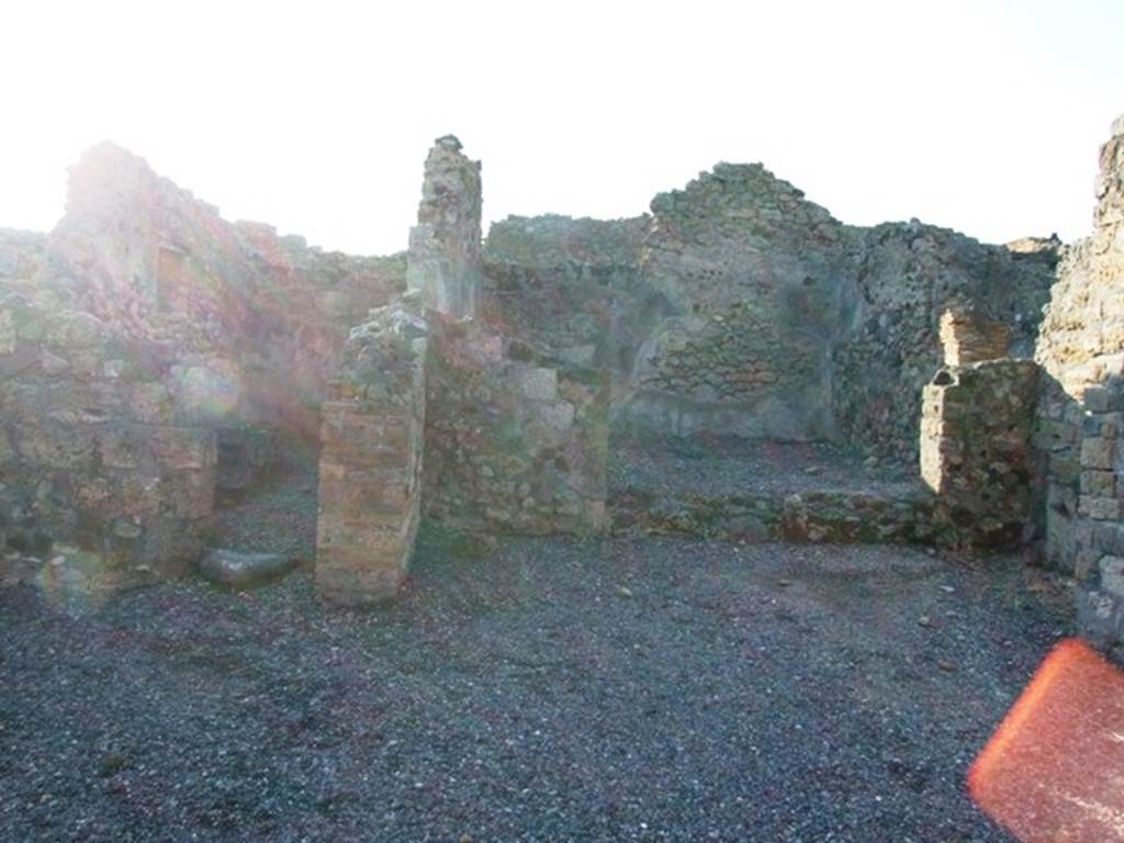 VI.7.11 Pompeii. December 2005. Looking west from entrance.