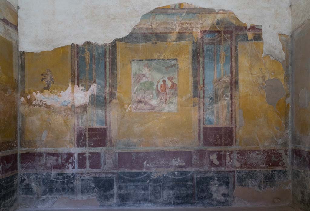 VI.8.3/5 Pompeii. April 2022. Room 12, looking towards east wall of dining room. Photo courtesy of Johannes Eber.