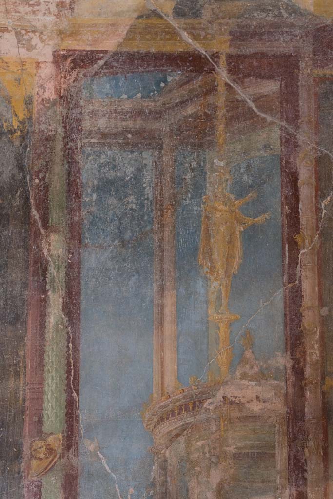 VI.8.3/5 Pompeii. April 2022.
Room 12, detail from architectural panel on south side of central painting on east wall.
Photo courtesy of Johannes Eber.