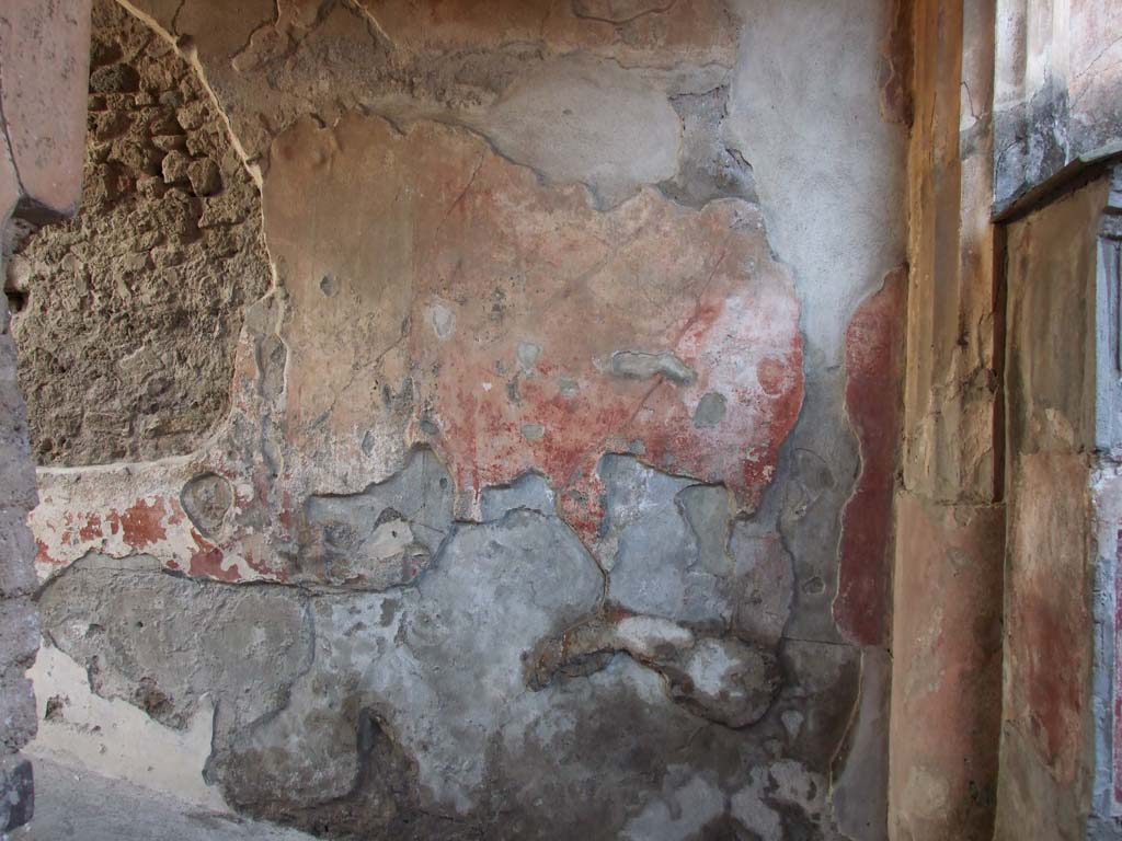VI.8.3/5 Pompeii. December 2006. Room 11, west wall of peristyle, at north end.