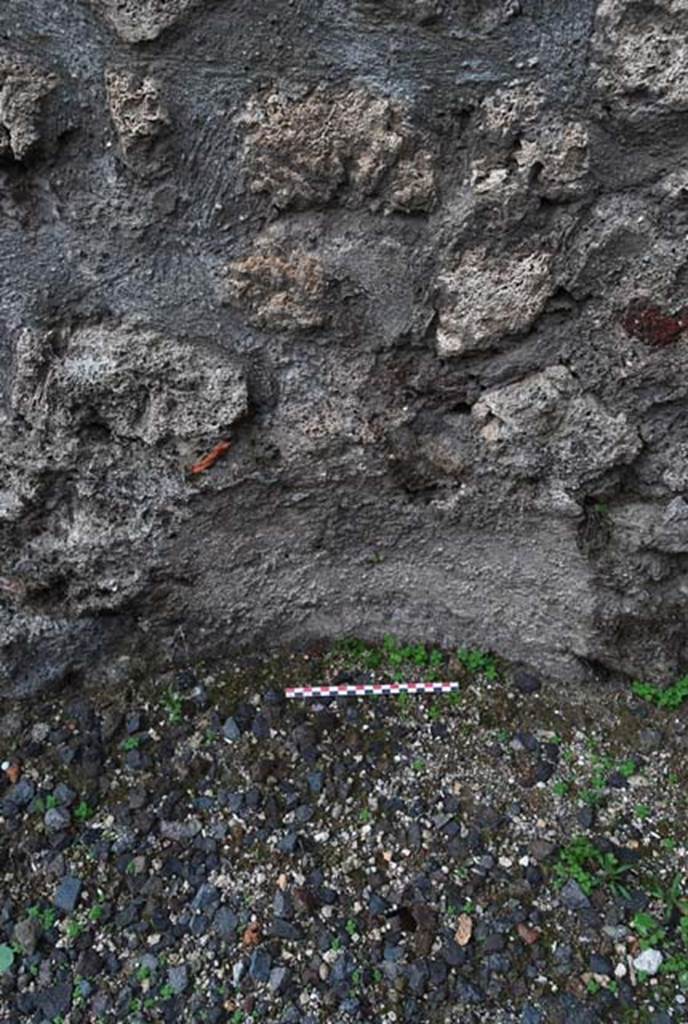 VI.8.11 Pompeii. November 2009. Indent in west wall. Photo courtesy of Nicolas Monteix.