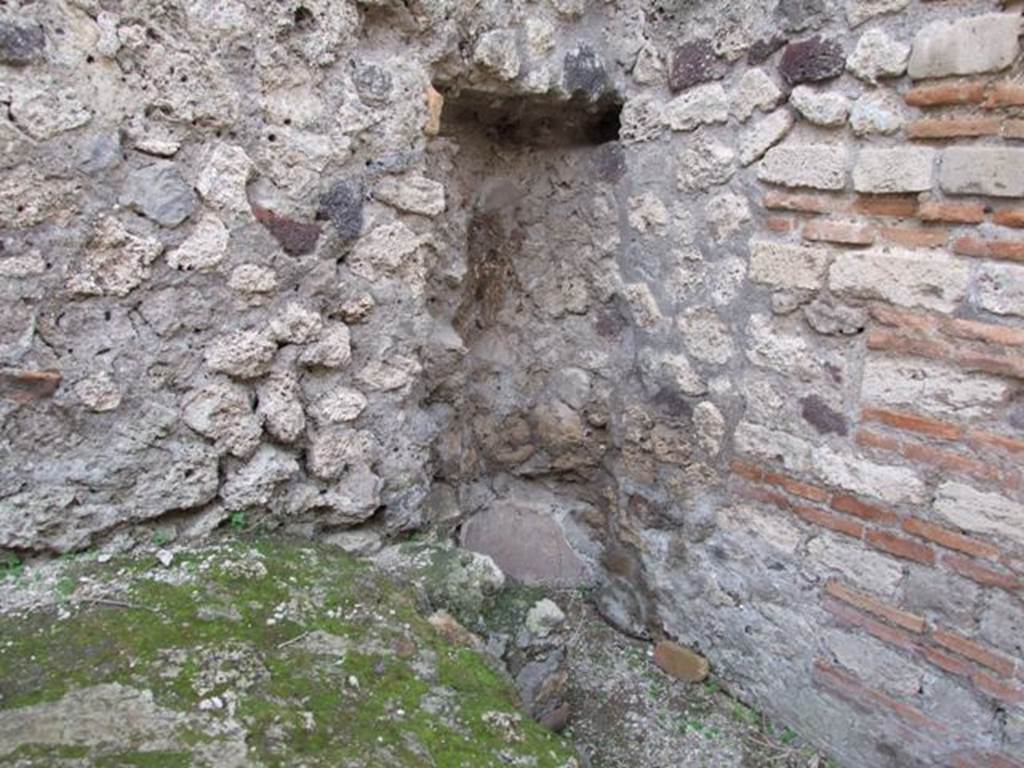 VI.8.13 Pompeii. Shop. December 2007. Site of latrine in south west corner?