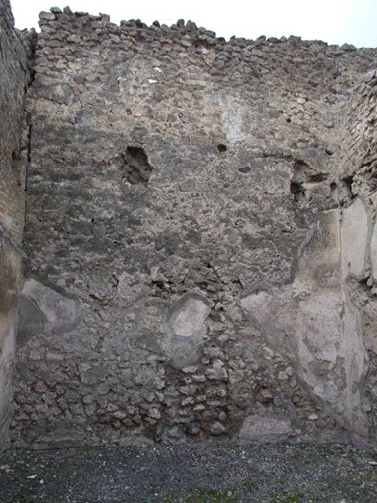 VI.8.18 Pompeii. Shop. December 2007. West wall.