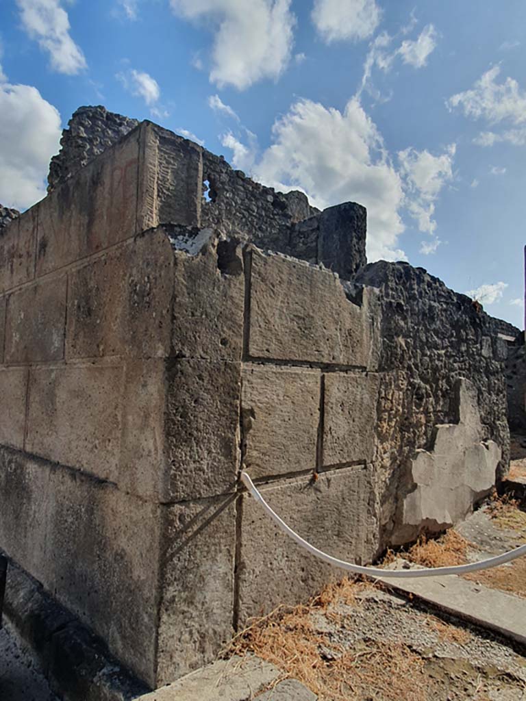 VI.8.21 Pompeii. September 2019. South wall of entrance vestibule.
Foto Annette Haug, ERC Grant 681269 DÉCOR.