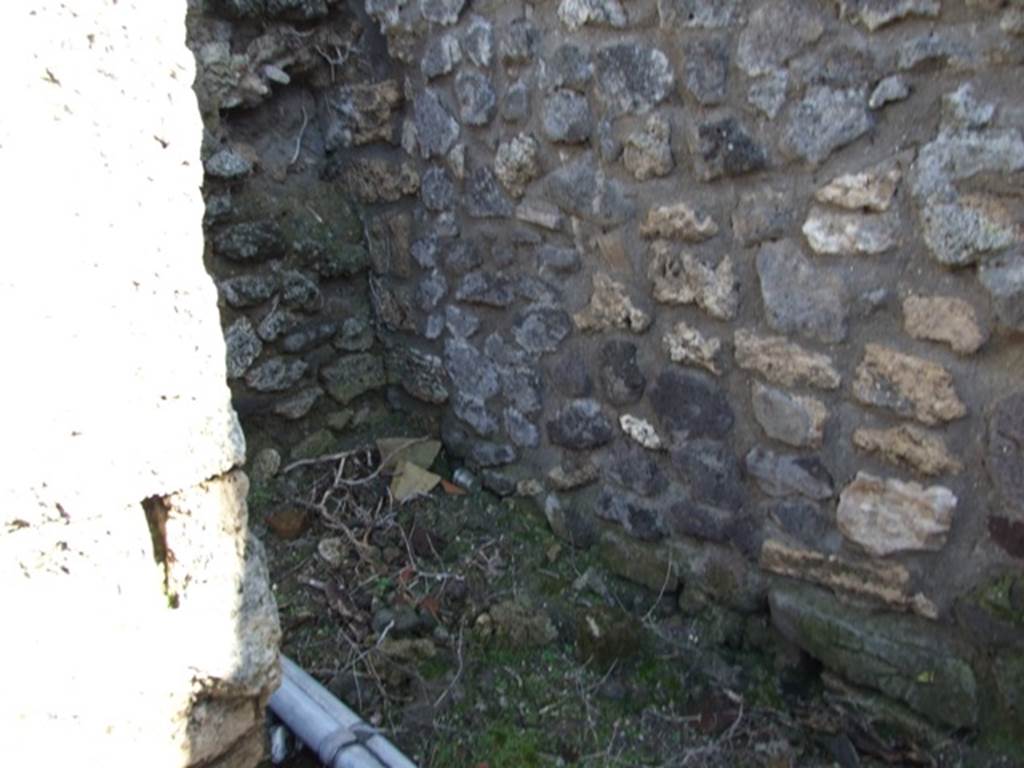 VI.8.22 Pompeii. March 2009. Room 5. Area on south side of stairs. Looking east.