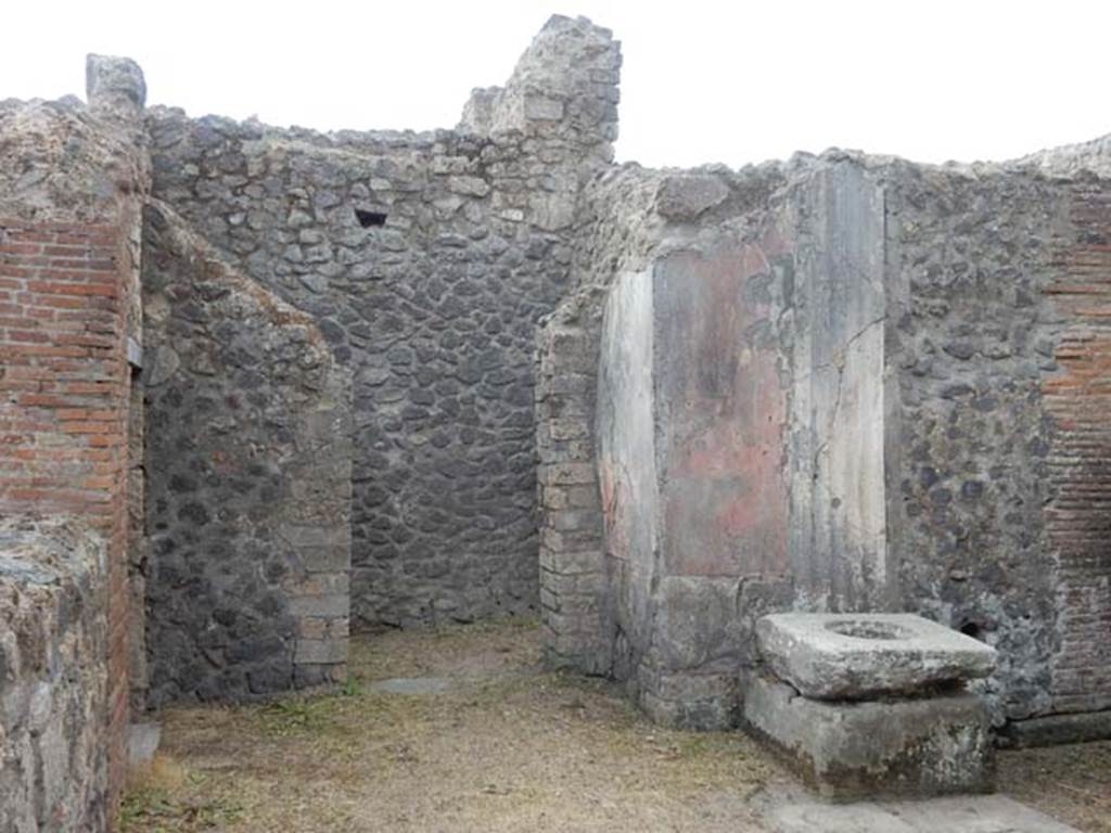 VI.8.22 Pompeii. May 2017. Room 6, looking south towards doorway leading to kitchen area, at south end of portico. Photo courtesy of Buzz Ferebee.