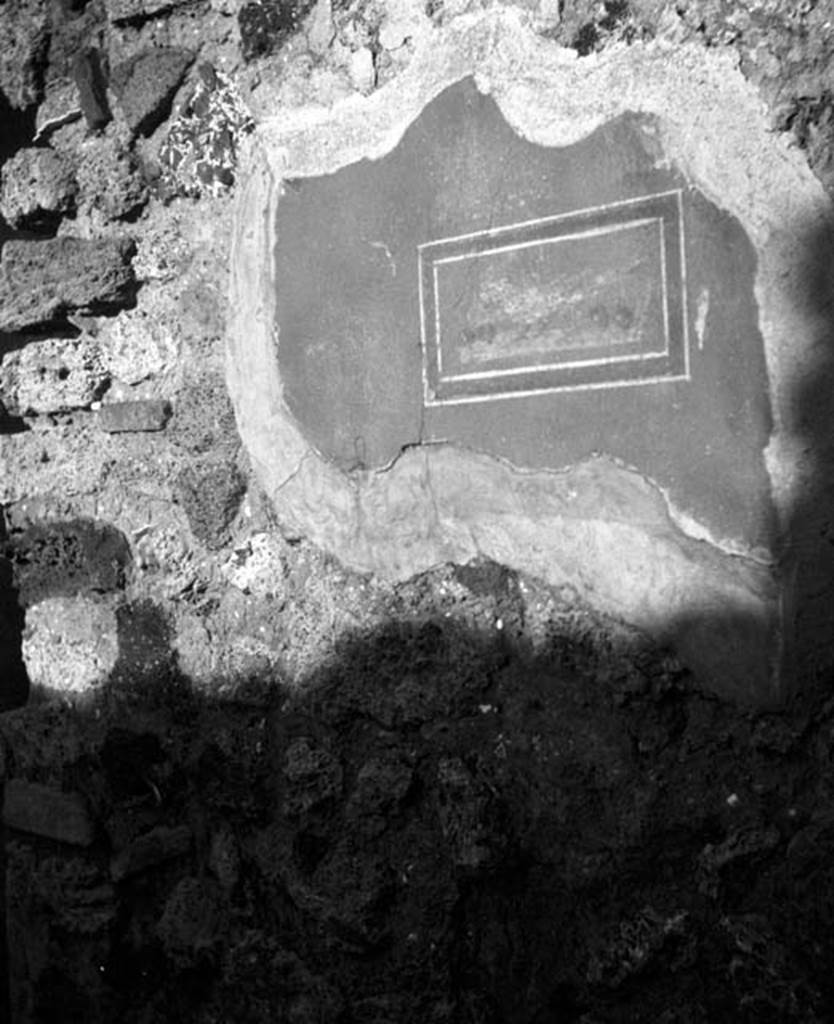 231763 Bestand-D-DAI-ROM-W.644.jpg
6.9.1 Pompeii. W644. Remains of painted panel decoration, showing bird pecking at cherries.
Photo by Tatiana Warscher. With kind permission of DAI Rome, whose copyright it remains.
See http://arachne.uni-koeln.de/item/marbilderbestand/231763
According to Warscher, in her room “h”, our room 16, this painting showed a rectangle with a painted bird pecking at fruit. This room was in the south-west corner of the house, the south wall of this room backed onto the peristyle of the House of Meleager. The room carried on its east wall some remains of paintings.
See Warscher, T, 1938: Codex Topographicus Pompejanus, Regio VI, insula 9: Pars prima, (no. 25), DAIR, Rome.