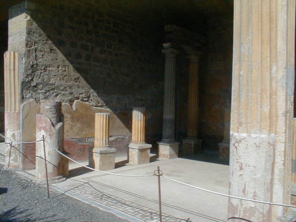 VI.9.2 Pompeii. September 2005. Room 24. Corinthian Oecus. North wall.