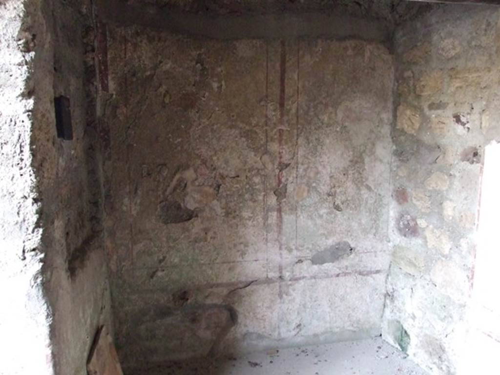 VI.9.2 Pompeii. December 2007. Room 31. East wall of recess.
