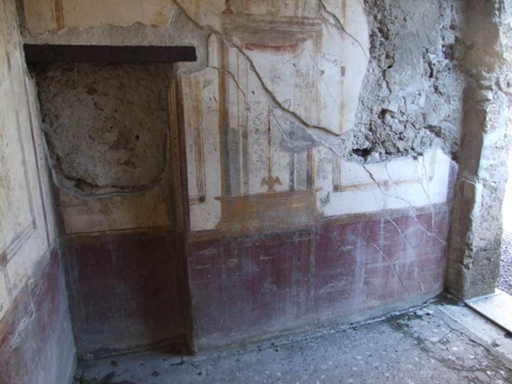 VI.9.6 Pompeii. March 2009. Room 16. North wall. Painted wall.