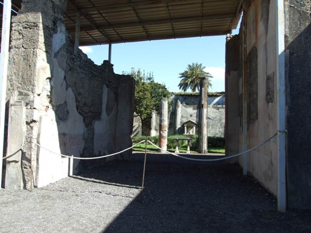 VI.9.6 Pompeii. March 2009. Room 9, looking east across tablinum.