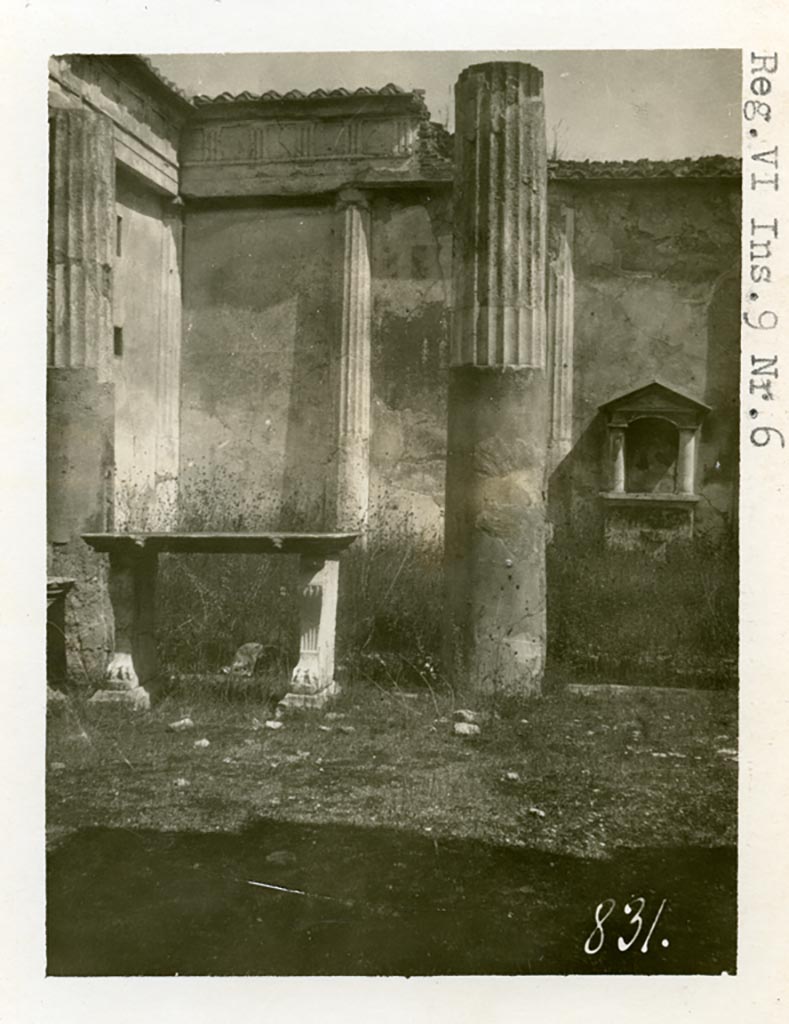 VI.9.6 Pompeii. Pre-1937-39. Room 17, looking towards north-east corner of pseudo-peristyle.
Photo courtesy of American Academy in Rome, Photographic Archive. Warsher collection no. 831.