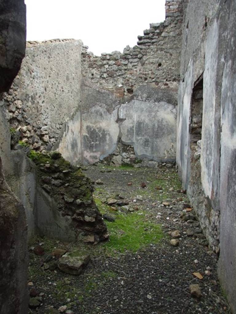 VI.9.6 Pompeii. March 2009. Room 19, looking east. On the left, a recess can be seen just inside the doorway.