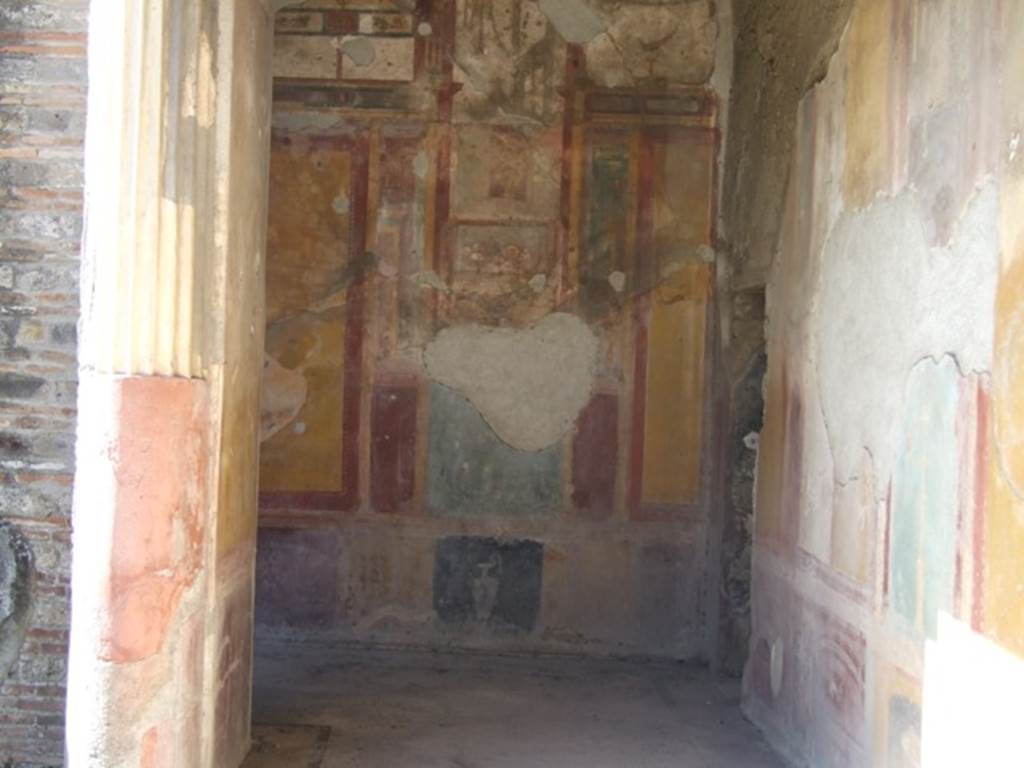 VI.9.6 Pompeii. March 2009. Room 6. Peristyle. North west corner.