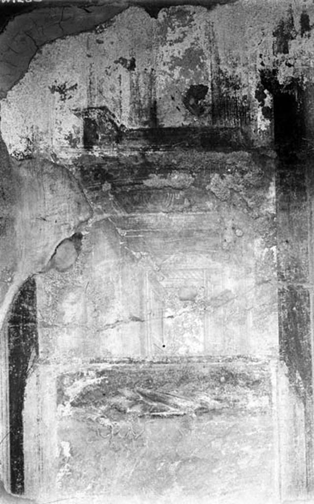230922 Bestand-D-DAI-ROM-W.0289.jpg
VI.9.6 Pompeii. W.289. Detail from wall decorations on west wall of peristyle 6.
Photo by Tatiana Warscher. With kind permission of DAI Rome, whose copyright it remains.
See http://arachne.uni-koeln.de/item/marbilderbestand/230922