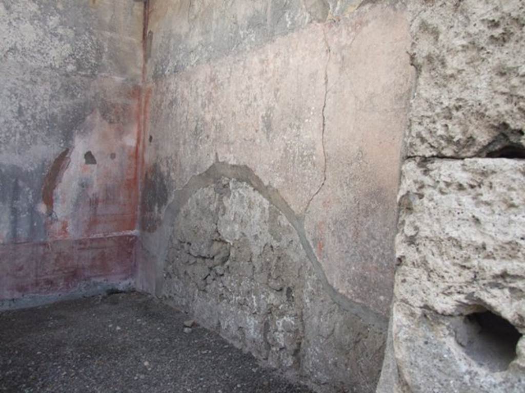 VI.9.7 Pompeii. March 2009. Room 7, west wall of oecus.
