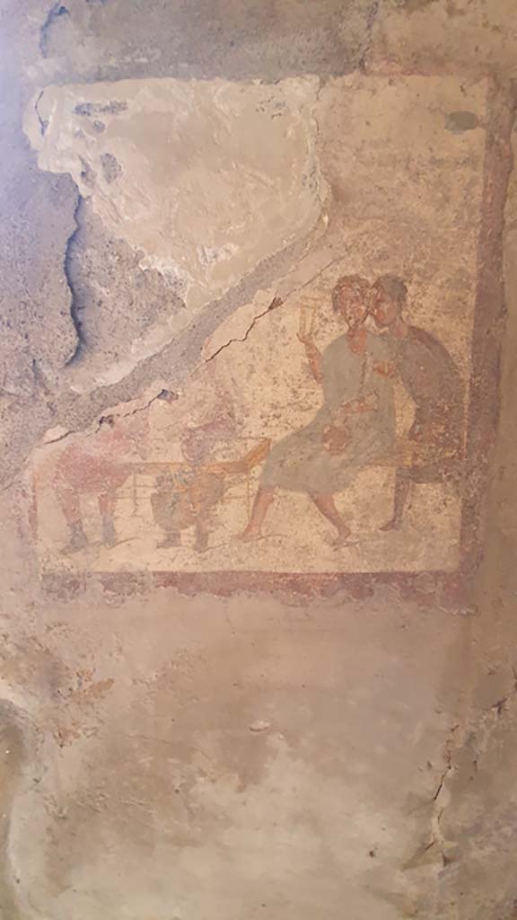 VI.10.1 Pompeii. July 2021.
Fresco from west wall of rear room on north side of doorway.
Foto Annette Haug, ERC Grant 681269 DÉCOR.